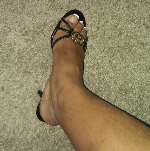 Shoes - Picture 4 of 5